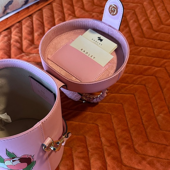 RADLEY LONDON LEATHER Pink Floral Bucket Tote - Picture 4 of 4